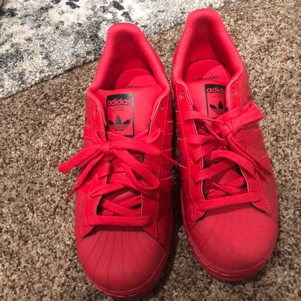 Adidas Red Superstar